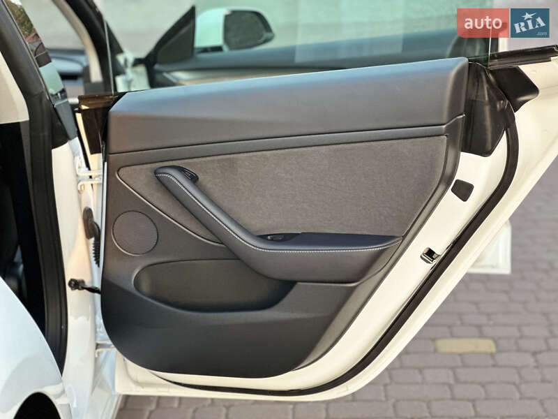 Седан Tesla Model 3 2022 в Ровно фото 49 Седан Tesla Model 3 2022 в Ровно