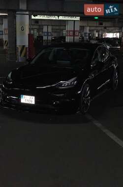 Седан Tesla Model 3 2018 в Кременчуці фото 2 Седан Tesla Model 3 2018 в Кременчуці