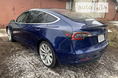 Седан Tesla Model 3 2017 в Харькове