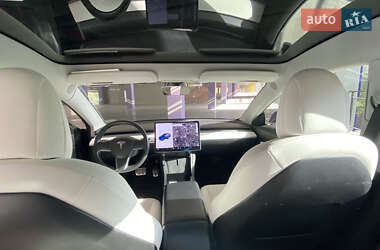 Седан Tesla Model 3 2018 в 