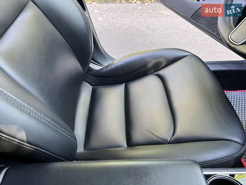 Седан Tesla Model 3 2019 в Киеве фото 7 Седан Tesla Model 3 2019 в Киеве