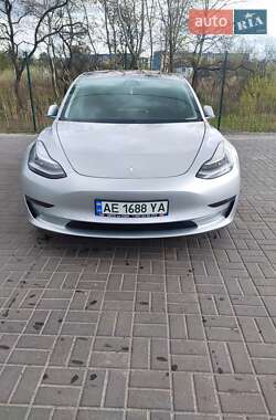 Седан Tesla Model 3 2017 в Ивано-Франковске