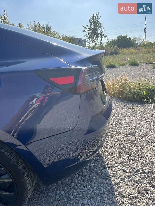 Седан Tesla Model 3 2018 в Днепре