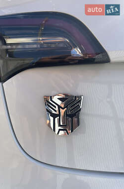 Седан Tesla Model 3 2019 в Одессе