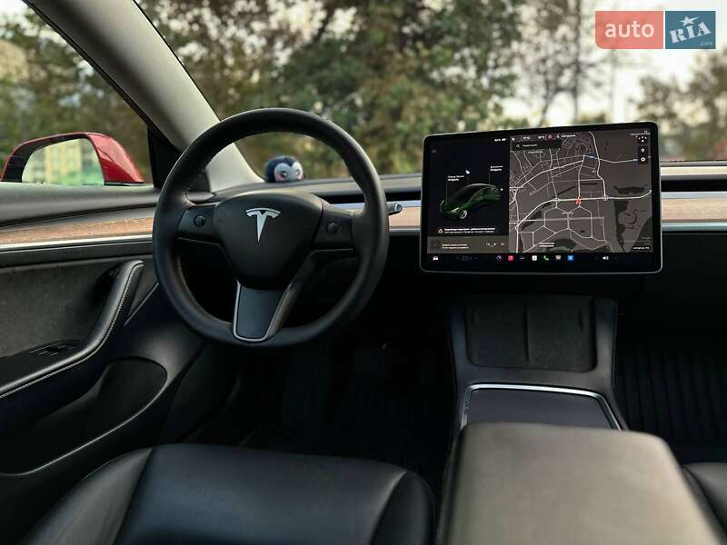Седан Tesla Model 3 2022 в Киеве
