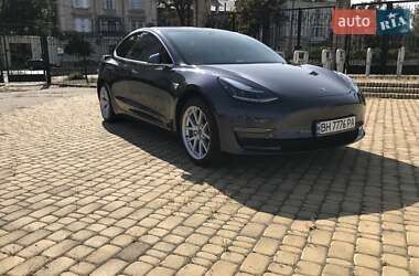 Седан Tesla Model 3 2018 в Одессе