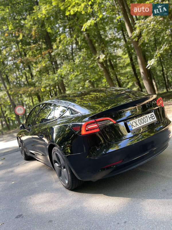 Седан Tesla Model 3 2018 в Харкові