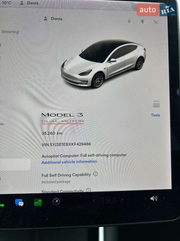 Седан Tesla Model 3 2019 в Киеве