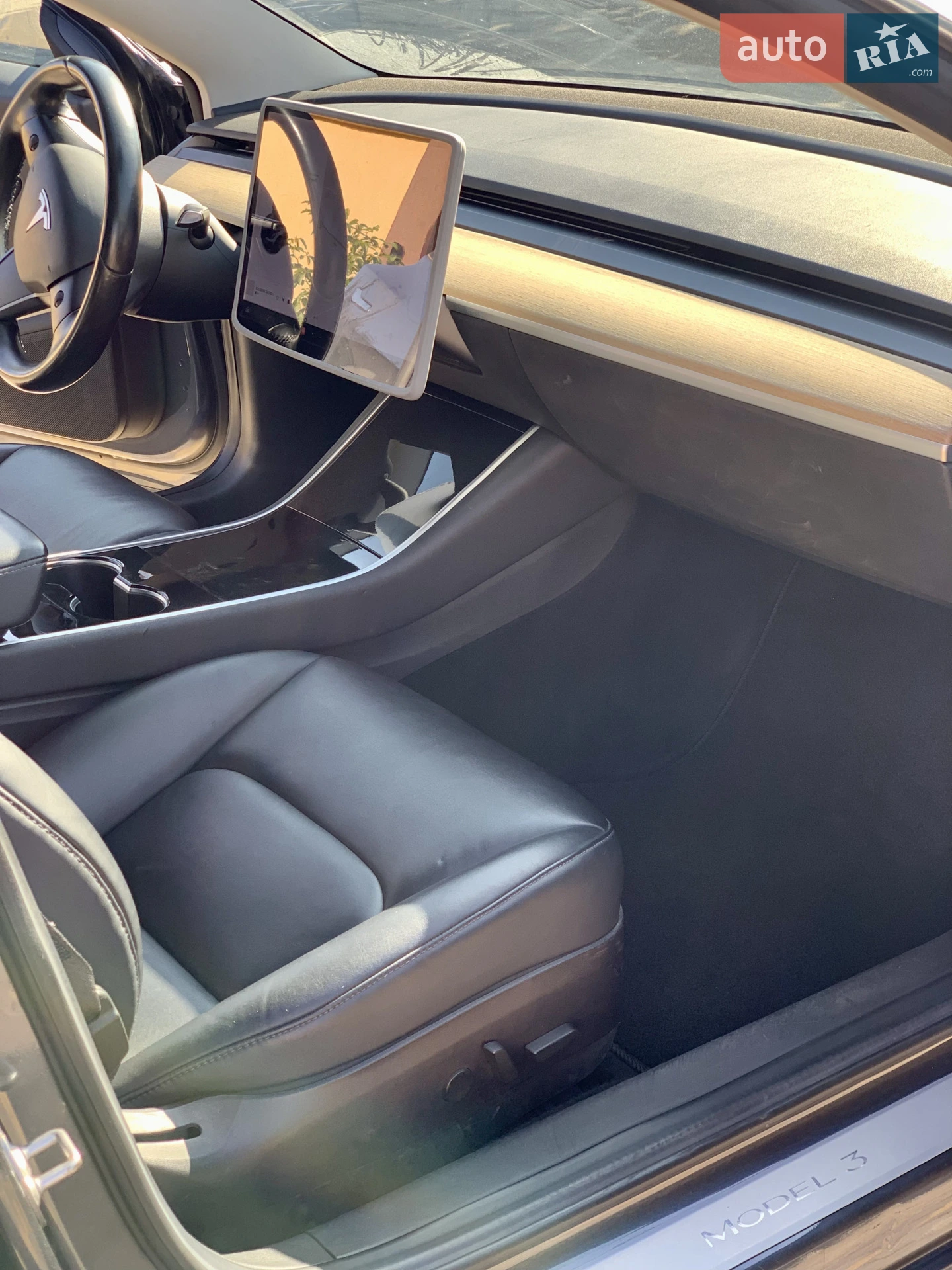 2018 Tesla Model 3 - мініатюра 11