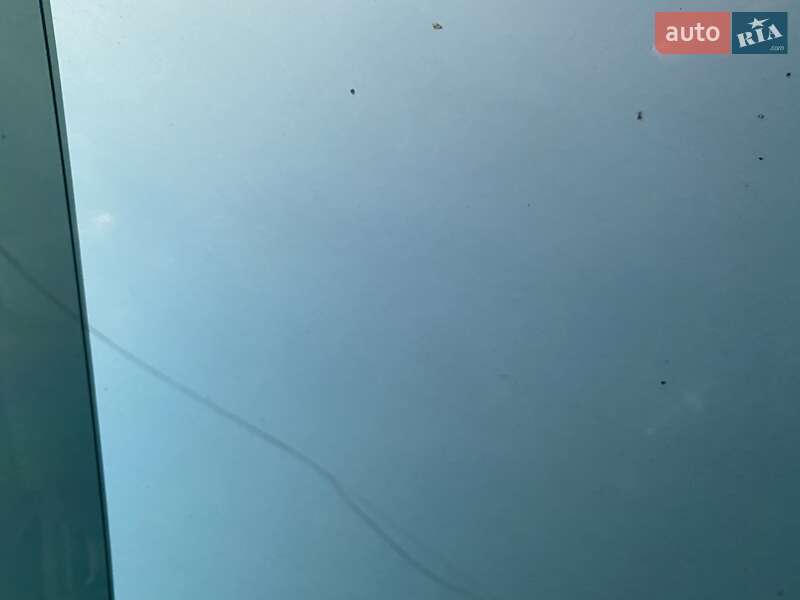 Седан Tesla Model 3 2018 в Ужгороде