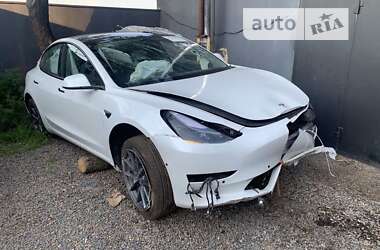 Седан Tesla Model 3 2021 в Харкові