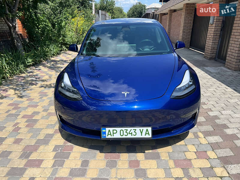 Седан Tesla Model 3 2018 в Запоріжжі