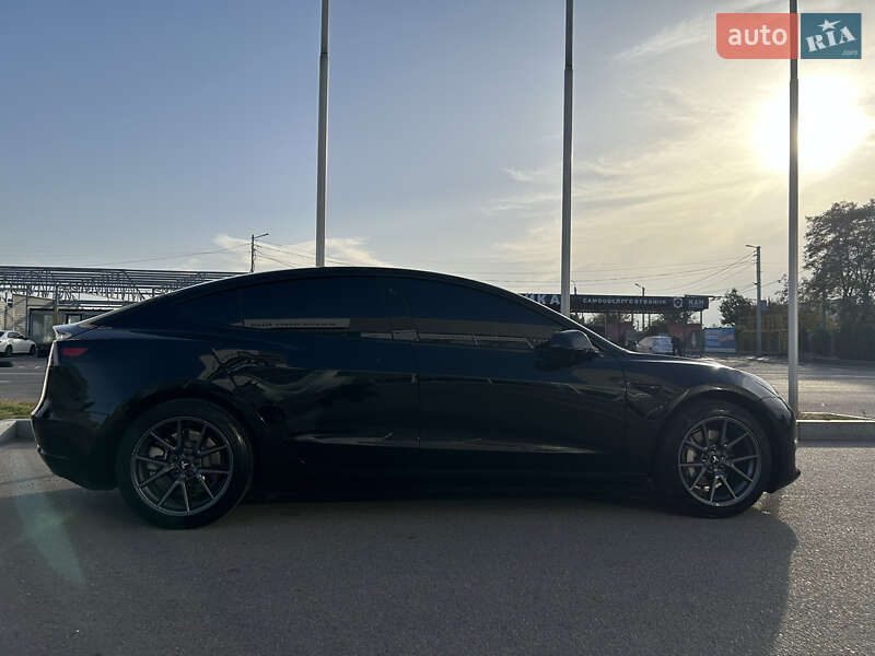 Седан Tesla Model 3 2021 в Білій Церкві