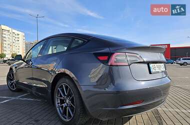 Седан Tesla Model 3 2022 в Виннице