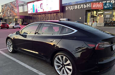 Седан Tesla Model 3 2018 в Первомайске