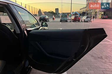 Седан Tesla Model 3 2018 в Первомайске