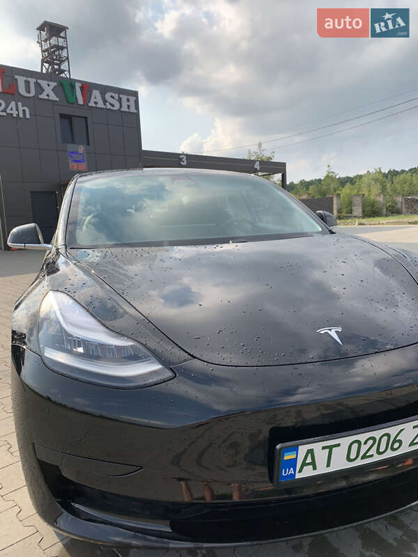 Седан Tesla Model 3 2019 в Калуше фото 5 Седан Tesla Model 3 2019 в Калуше