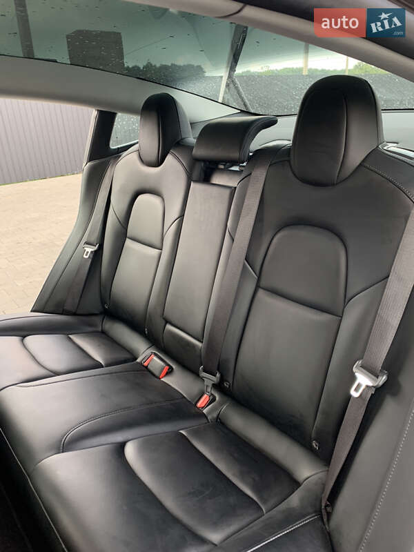 Седан Tesla Model 3 2019 в Калуше фото 14 Седан Tesla Model 3 2019 в Калуше