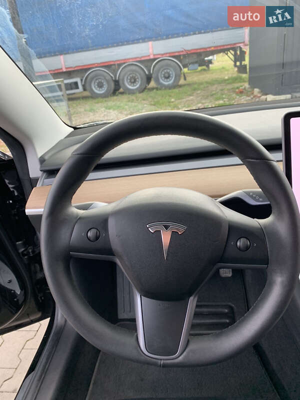 Седан Tesla Model 3 2019 в Калуше фото 16 Седан Tesla Model 3 2019 в Калуше