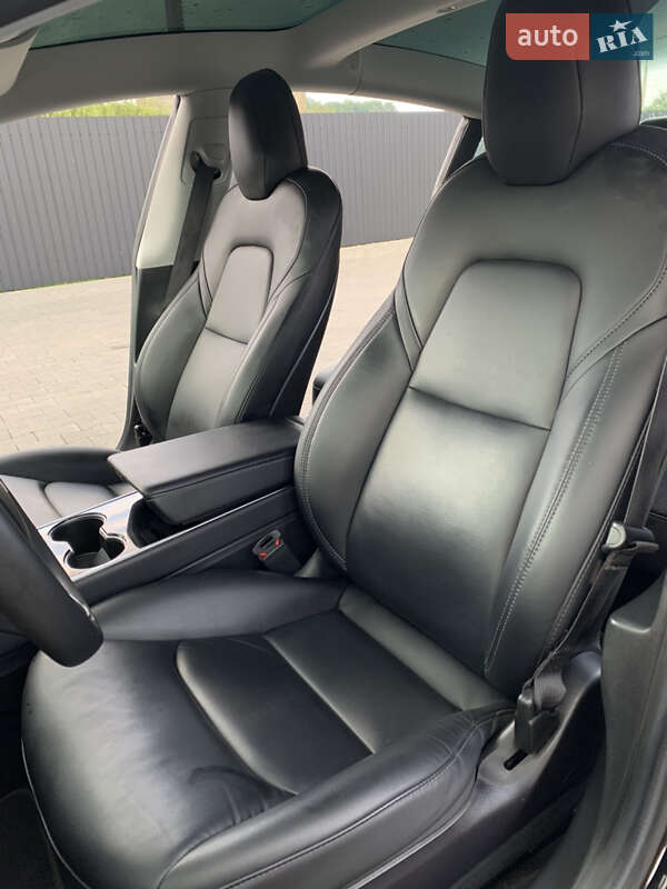 Седан Tesla Model 3 2019 в Калуше фото 18 Седан Tesla Model 3 2019 в Калуше