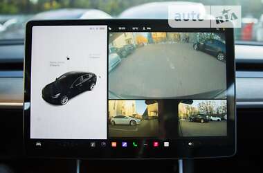 Седан Tesla Model 3 2018 в 