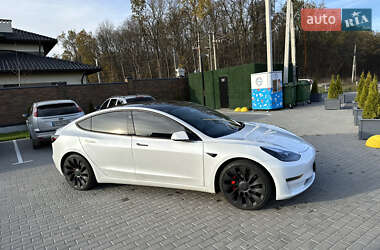 Седан Tesla Model 3 2020 в Виннице