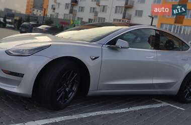 Седан Tesla Model 3 2018 в 