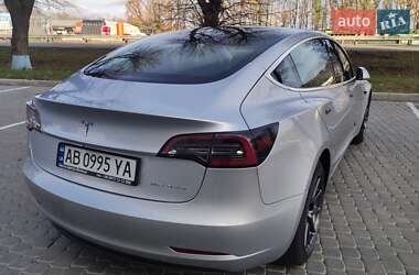 Седан Tesla Model 3 2018 в 