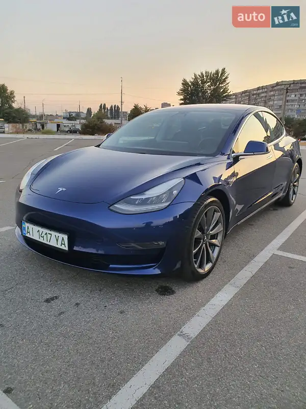 Tesla Model 3 2019