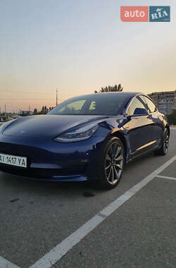 Седан Tesla Model 3 2019 в Броварах