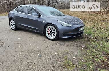 Седан Tesla Model 3 2020 в Днепре