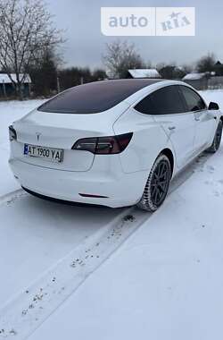 Седан Tesla Model 3 2018 в Ивано-Франковске