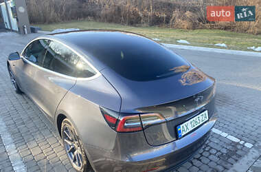 Седан Tesla Model 3 2018 в 