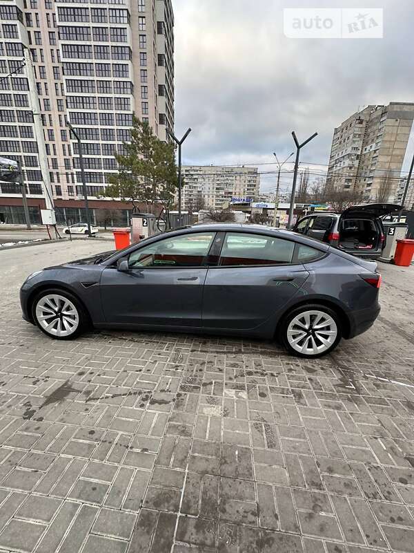 Седан Tesla Model 3 2022 в Харькове