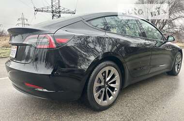 Седан Tesla Model 3 2023 в Запоріжжі