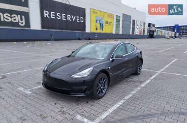 Седан Tesla Model 3 2019 в Киеве