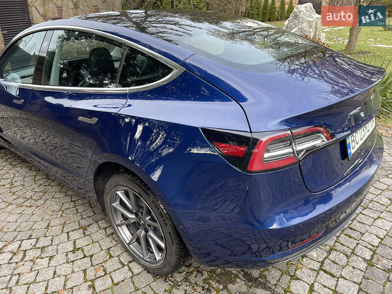 Седан Tesla Model 3 2018 в Львове фото 8 Седан Tesla Model 3 2018 в Львове