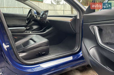 Седан Tesla Model 3 2018 в 