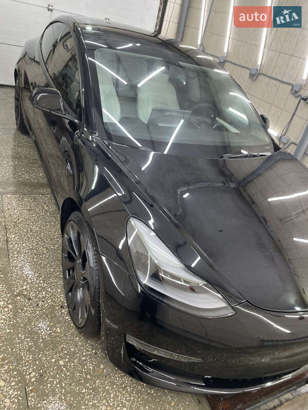 Седан Tesla Model 3 2022 в Києві фото 50 Седан Tesla Model 3 2022 в Києві