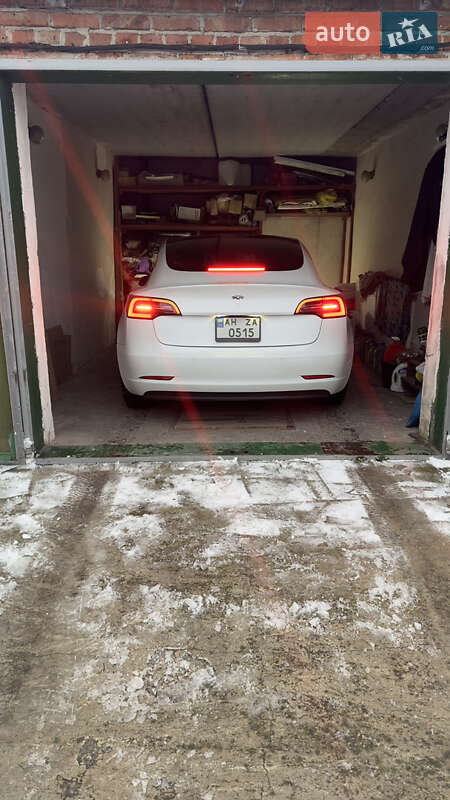 Седан Tesla Model 3 2019 в Славянске