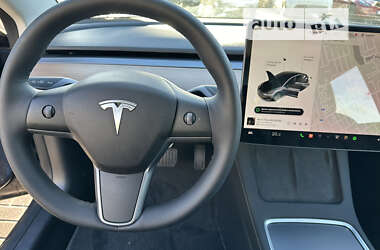 Седан Tesla Model 3 2022 в Виннице