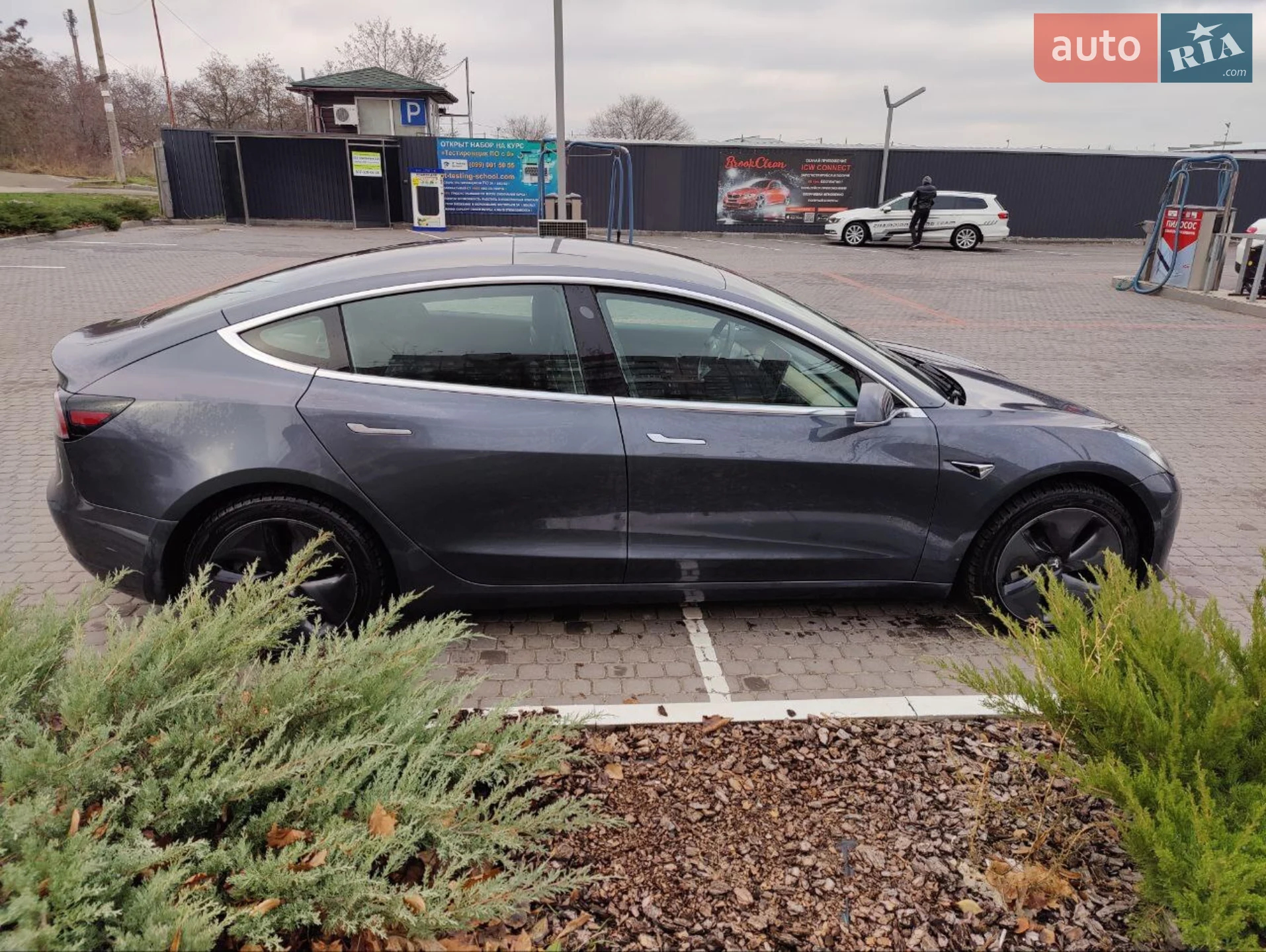 2019 Tesla Model 3 - мініатюра 9