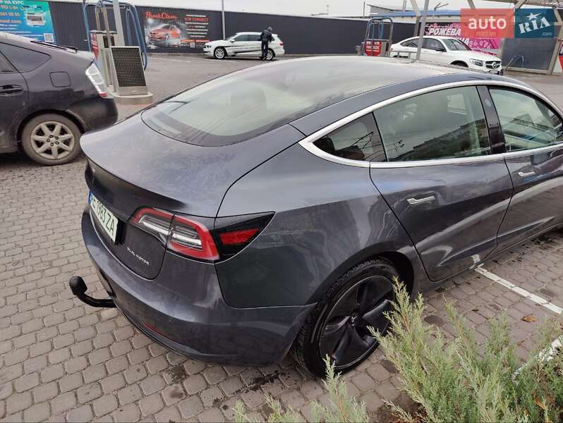 Седан Tesla Model 3 2019 в Днепре