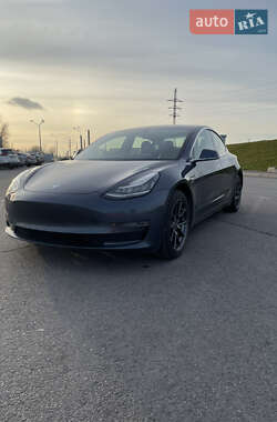 Седан Tesla Model 3 2017 в Днепре