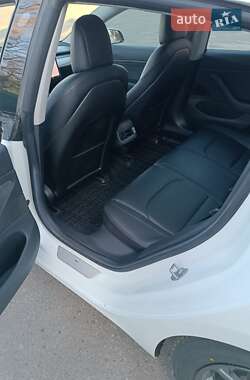 Седан Tesla Model 3 2018 в 