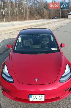 Седан Tesla Model 3 2018 в Днепре