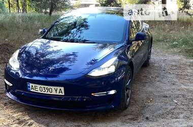 Седан Tesla Model 3 2022 в Дніпрі