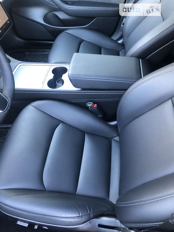 Седан Tesla Model 3 2022 в Одесі фото 20 Седан Tesla Model 3 2022 в Одесі