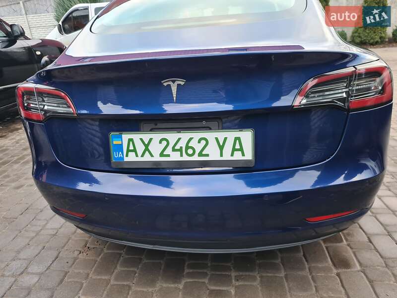 Седан Tesla Model 3 2021 в Харкові