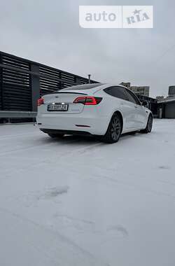 Седан Tesla Model 3 2019 в Киеве
